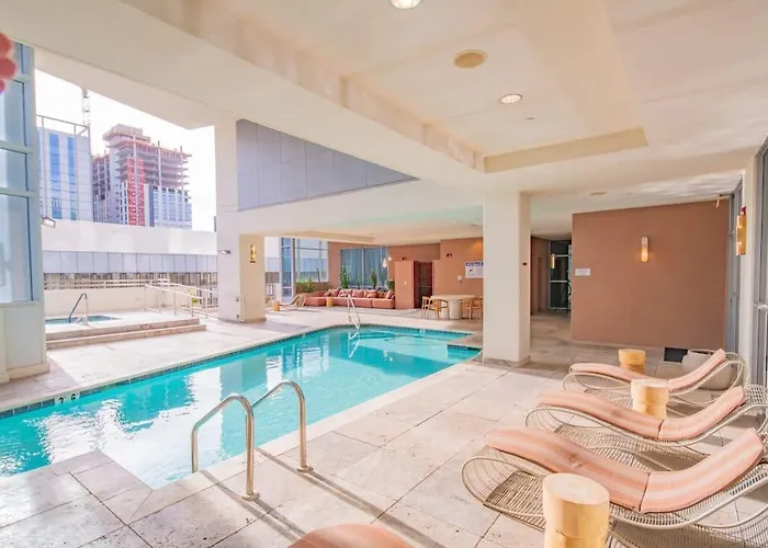 Sky Terrace Dt Highrise, Gym, Pool, Parking, W-d,golf Apartment